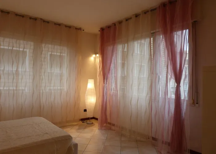 아파트 Residenza Ugo Bassi *