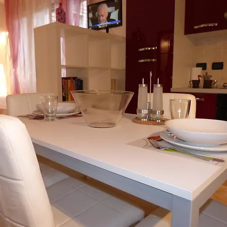 Lägenhet Residenza Ugo Bassi Bologna