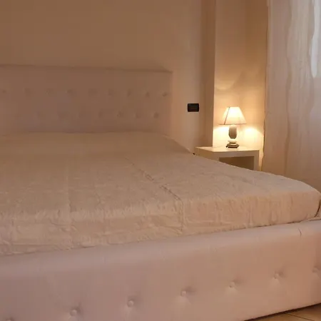 Lägenhet Residenza Ugo Bassi