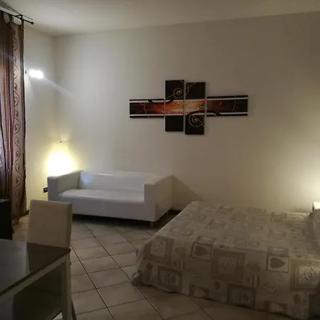 아파트 Residenza Ugo Bassi
