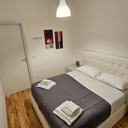 Lägenhet Residenza Ugo Bassi Bologna