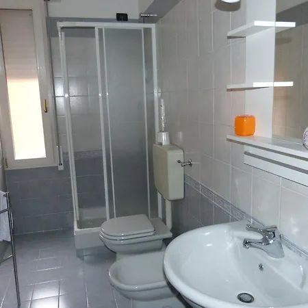 Апартаменты Residenza Ugo Bassi *